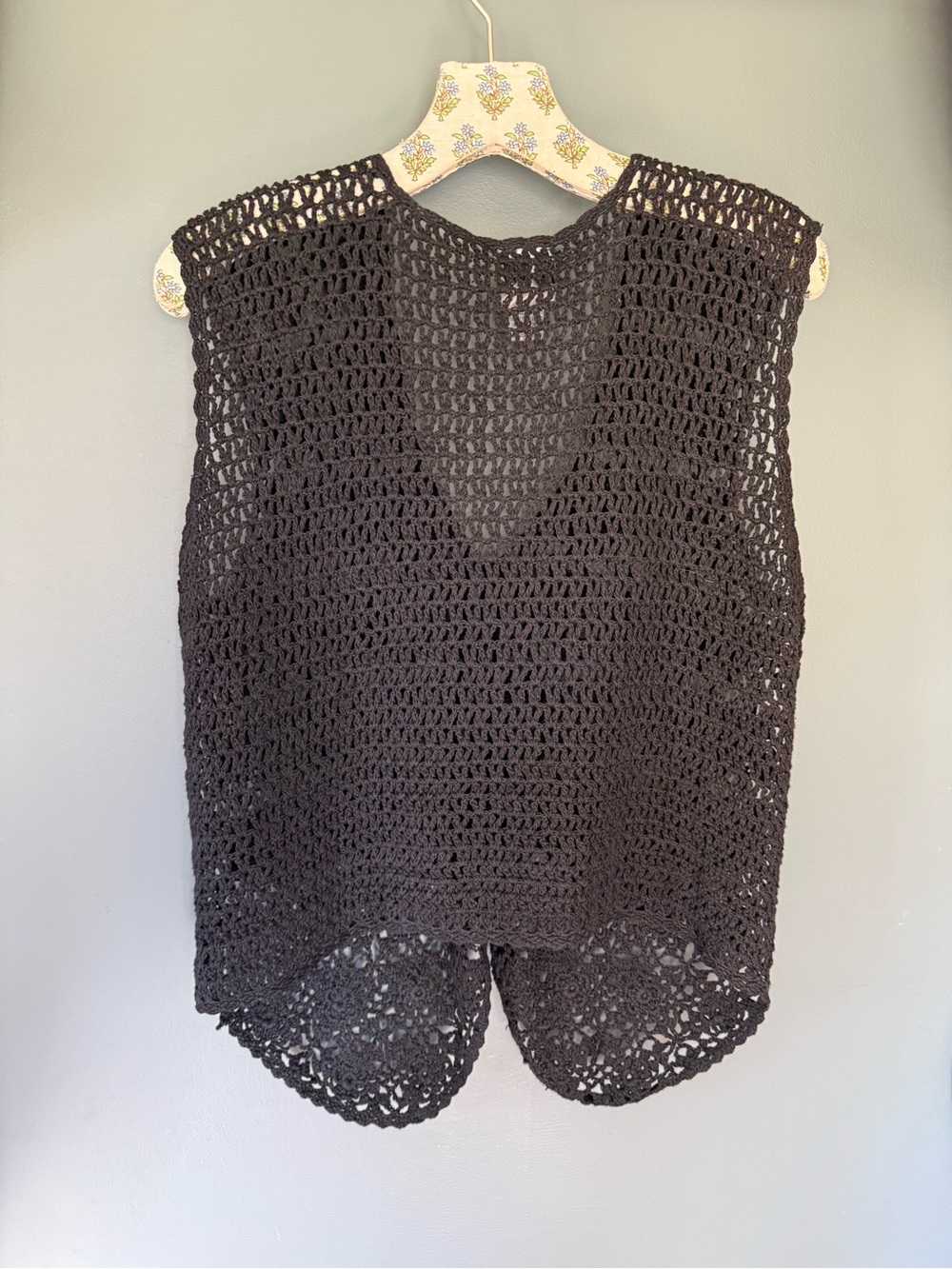 Vintage Clio Black Crochet Button-Down Vest sz medium - Picture 7 of 7